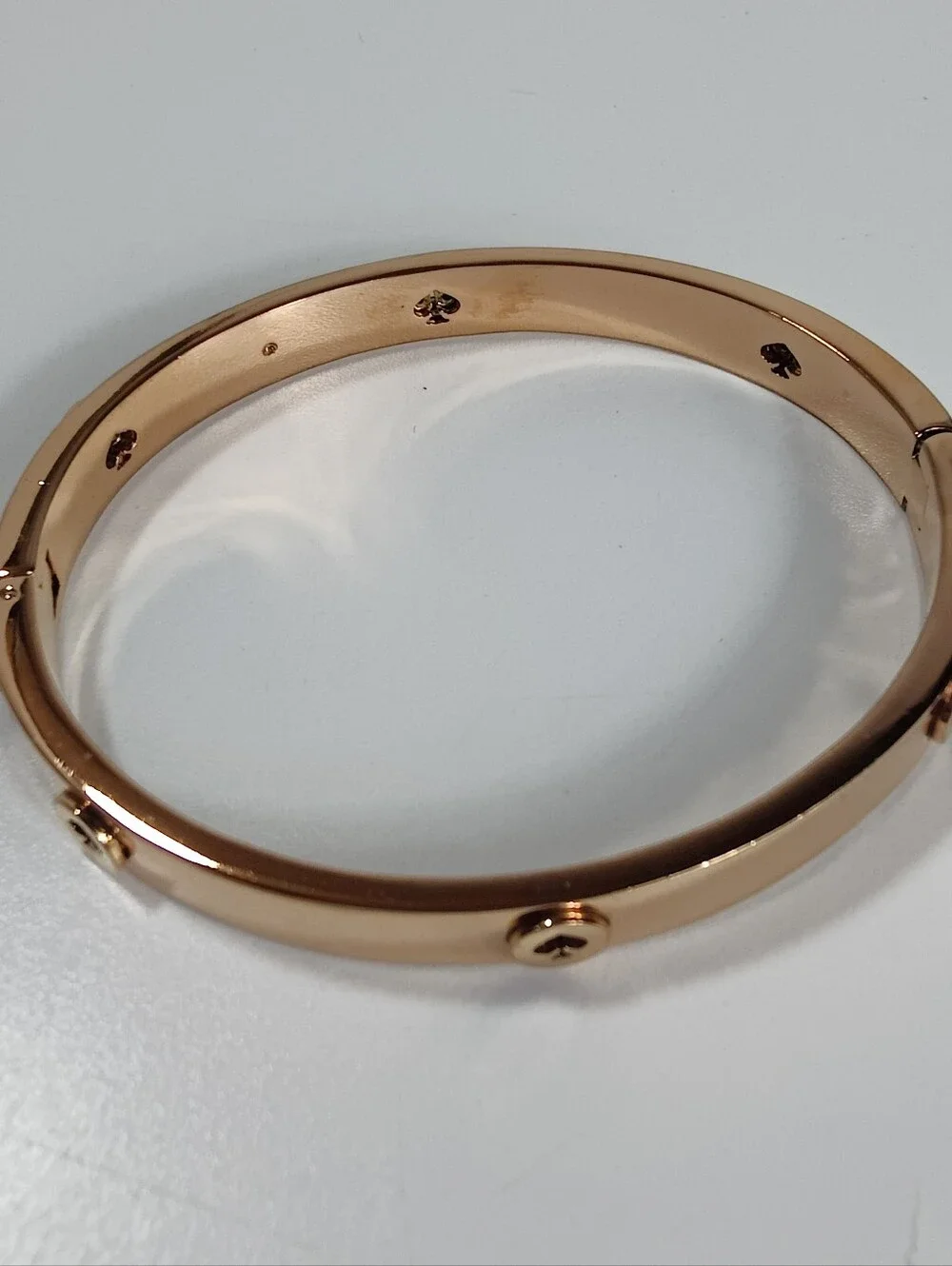 Kate Spade New York Spot The Spade Rose Gold Tone Studded Bangle Bracelet Signed - Picture 8 of 9